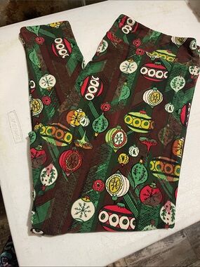 LuLaRoe Holiday Ornament Print Leggings - Red & Green TC2 BNWOT